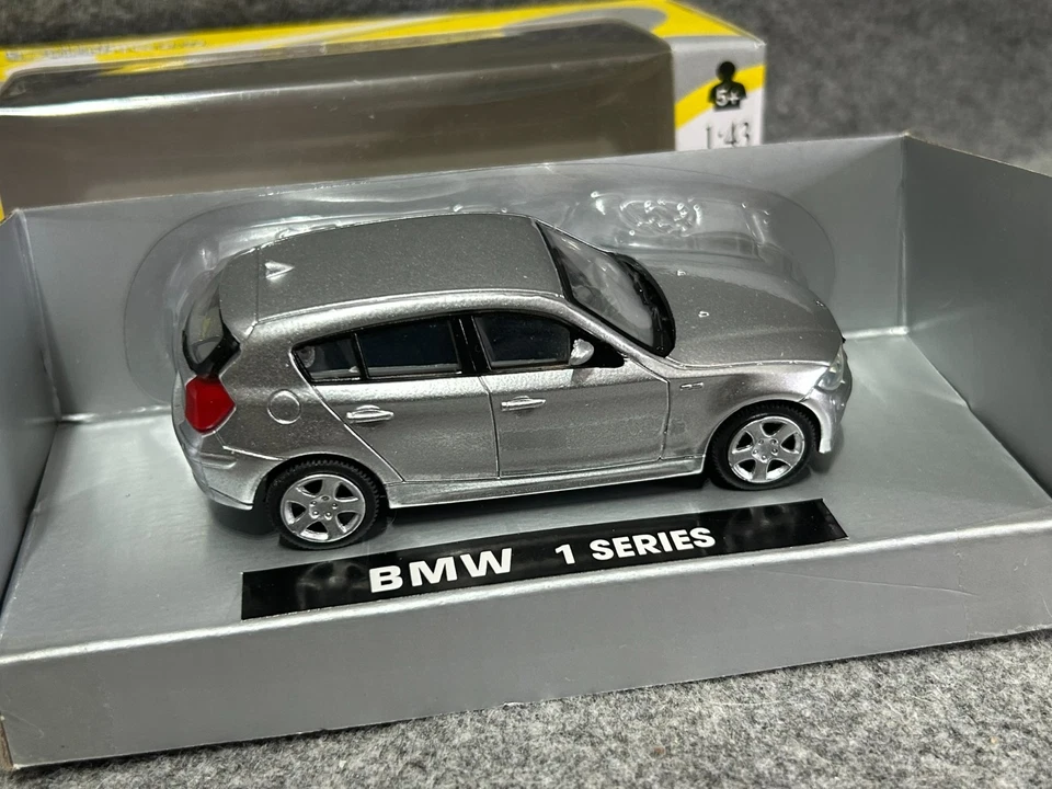 BMW SERIE 1 Series E87 E 87 scala 1/43 metallo NEWRAY NEW RAY NEW-RAY macchinina - Immagine 4 di 4