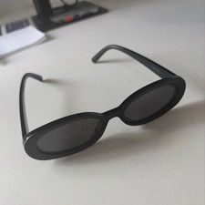 Unisex Adults Black Oval Sunglasses Gray Tinted Plastic Lenses Frame Solid