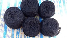 Lot de 5 Pelotes de Laine Noire unie (240g)