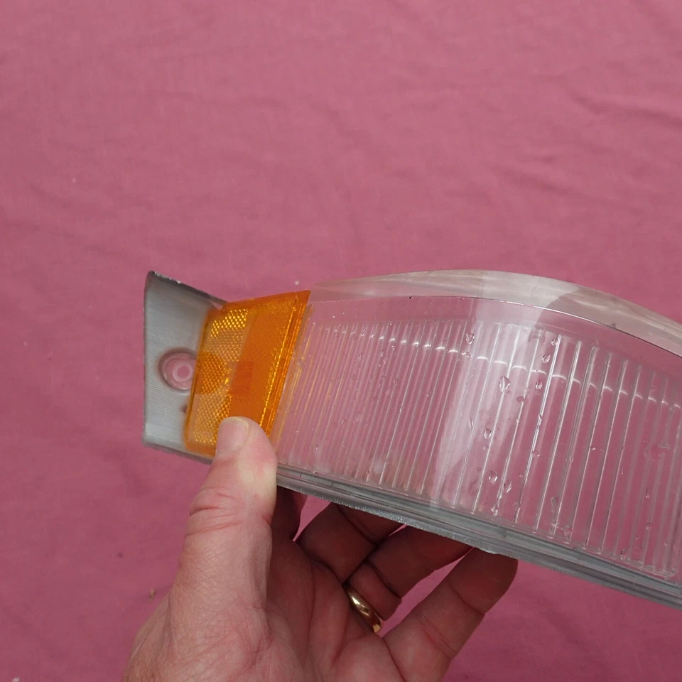 Pontiac Bonneville 1970, lente de luz de estacionamiento Catalina, derecha, ¡nuevo! lámpara parque Foto 4 de 4