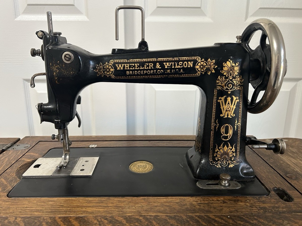 ヴィンテージ TRINER スケール USA製インダストリアル 40s 店舗什器 Late 19th century Wheeler & Wilson Mfg. Co. Model No. 9 Sewing