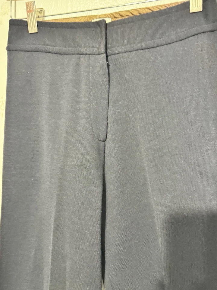 Pantalones Pantalones DKNY 100% Lana Vintage Negros Pequeños Hechos en Hong Kong Minimalistas Foto 2 de 4