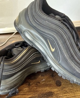 Nike Air Max 97s Triple Black Gr. UK 4,5 Sport Running Sneaker 0114