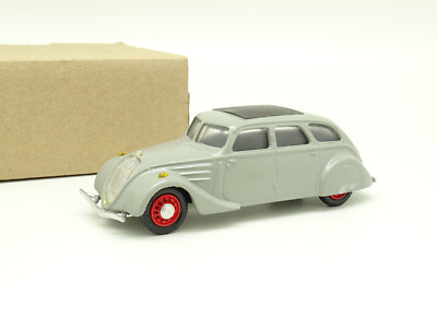 Dubray resin SB 1/43 - Peugeot 402 B 1935 grey