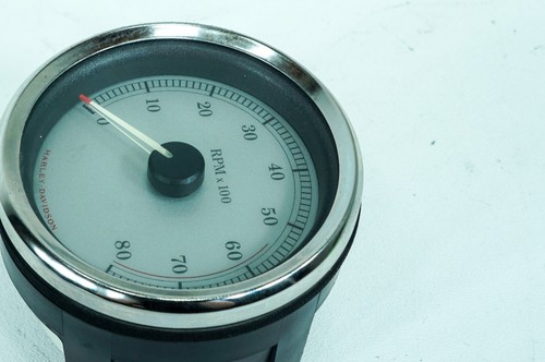 04 Harley Road Glide Touring FLTRI OEM Tachometer Tacho Gauge 67459-04C 1313 - Picture 12 of 18