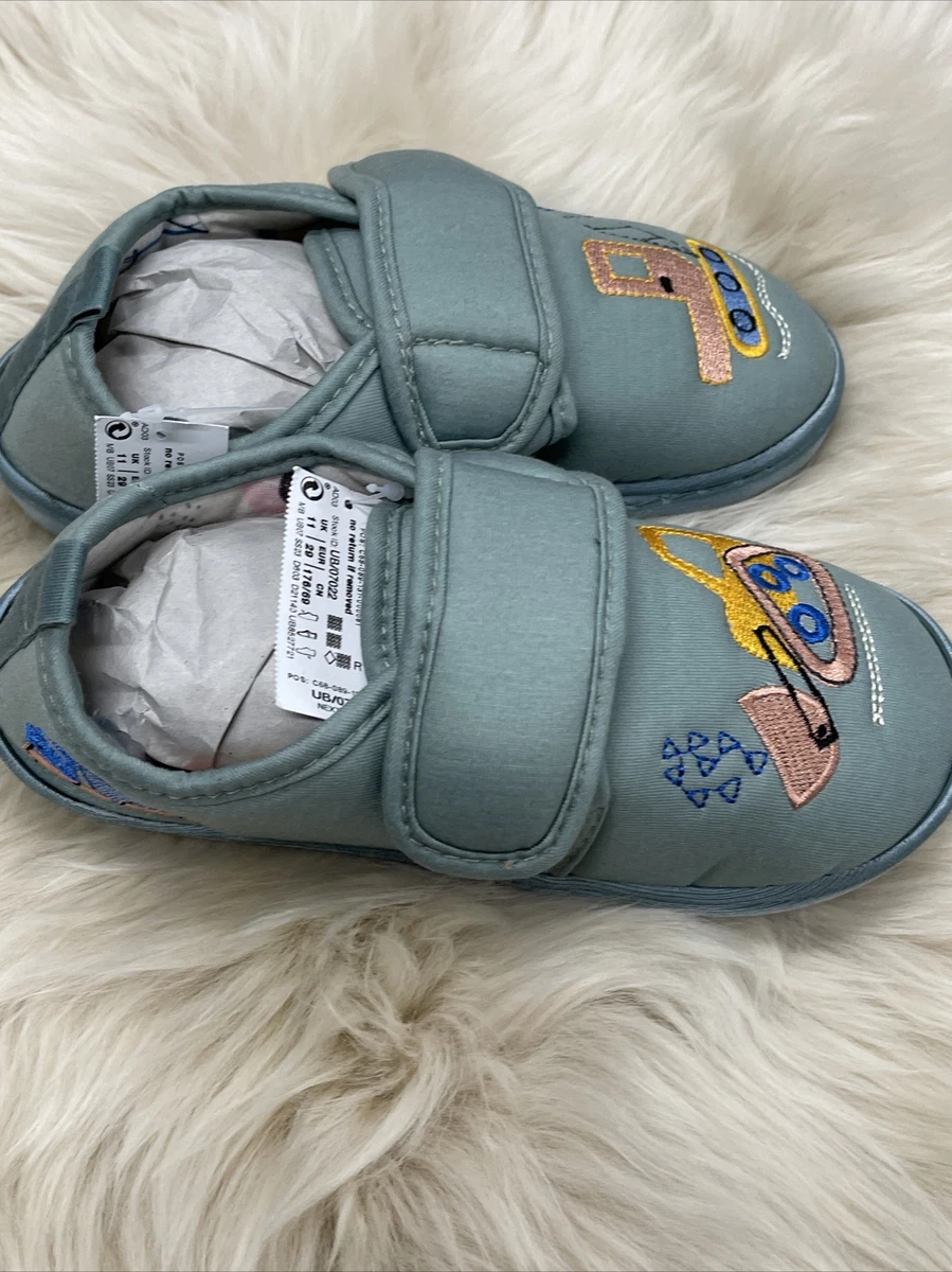 Baby slippers shop next