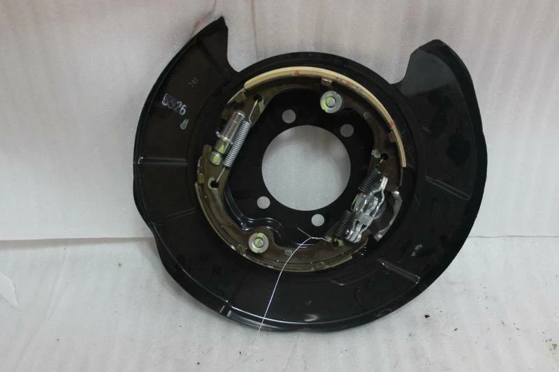 Placa freno trasero nissan maxima 14 Foto 2 de 2