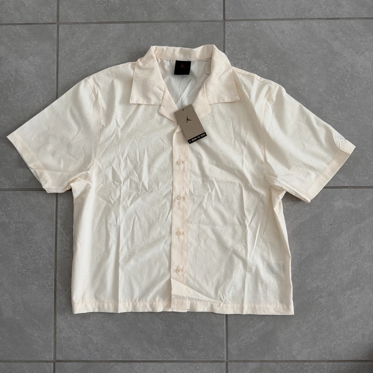 Nike Jordan ボタンアップシャツ Lサイズ Jordan Regular Size Button-Up Casual Button-Down Shirts for Men