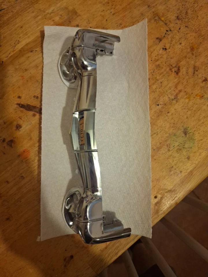 Eaglemoss/Fanhome Ghostbusters Ecto-1 - Stages 1-38, 1:8 Scale rd dscrptn - Image 2 of 4