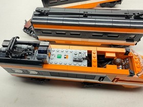 LEGO Creator Expert: Horizon Express (10233) with Powered Up/Manuals/Minis