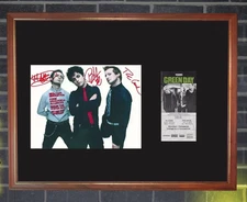 GREEN DAY FRAMED 13"x17" Signed Photo & Concert Ticket DISPLAY REPRO . punk rock