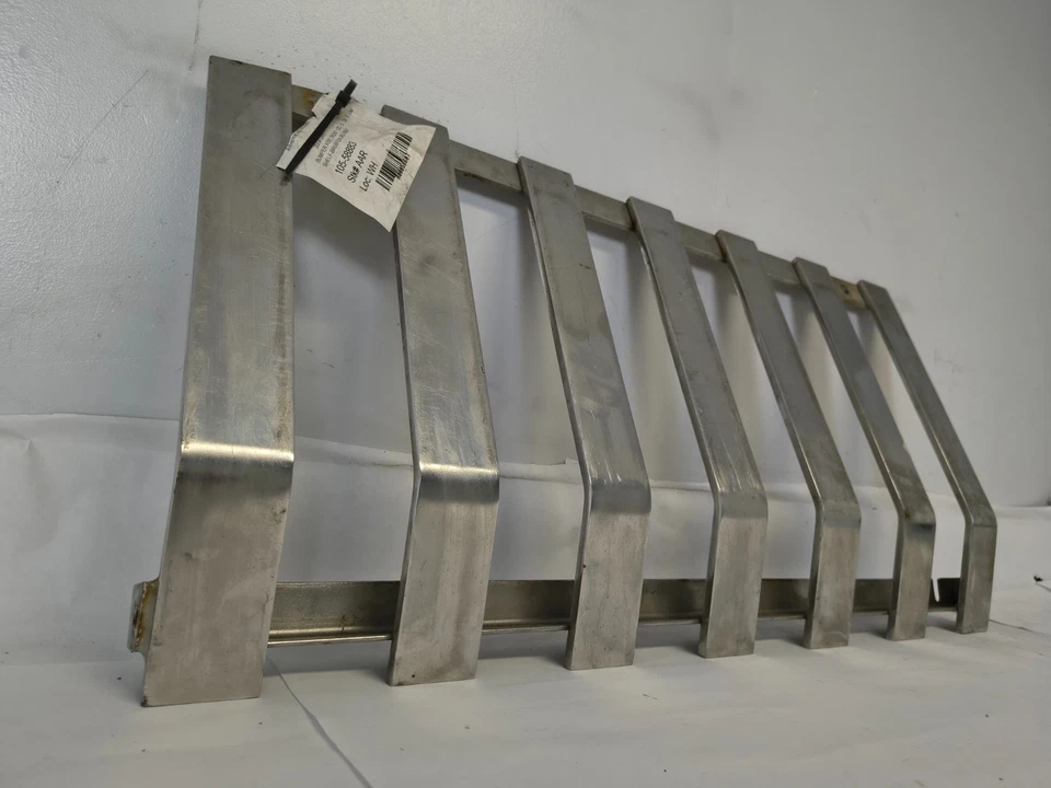 Protector de parrilla cubierto motor Mercedes-Benz G500 2002-2012 4635240401 OEM Foto 3 de 4