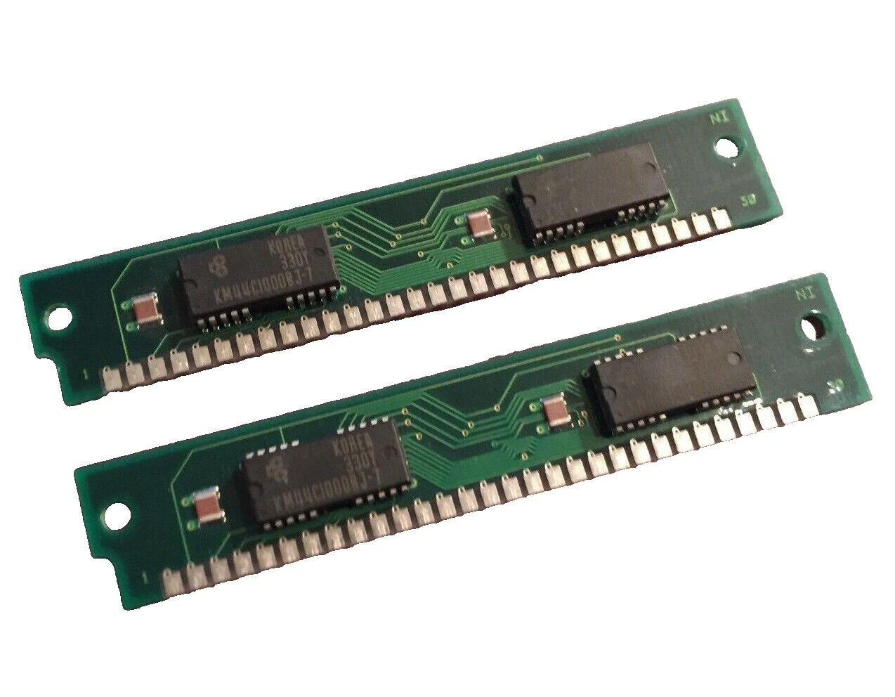 SDR SDRAM Computer Memory (RAM) with 2 Modules and 30 Pins