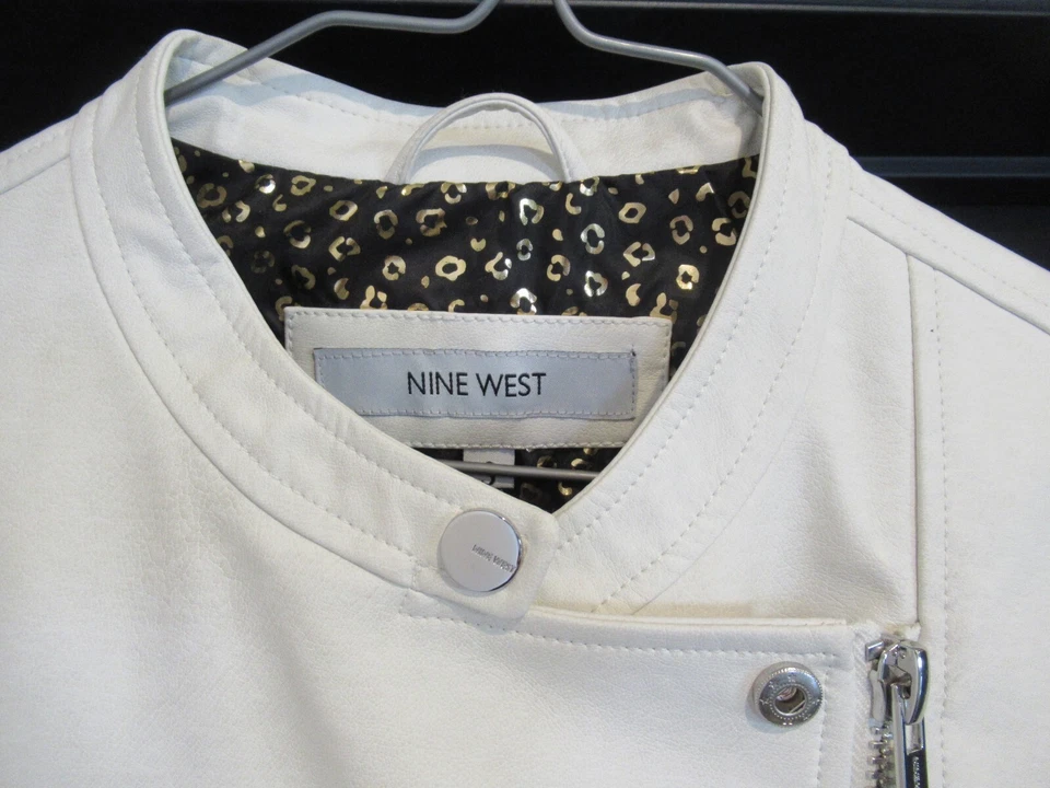 Chaqueta blanca de cuero sintético Nine West talla S *NUEVA CON ETIQUETAS* Foto 3 de 4