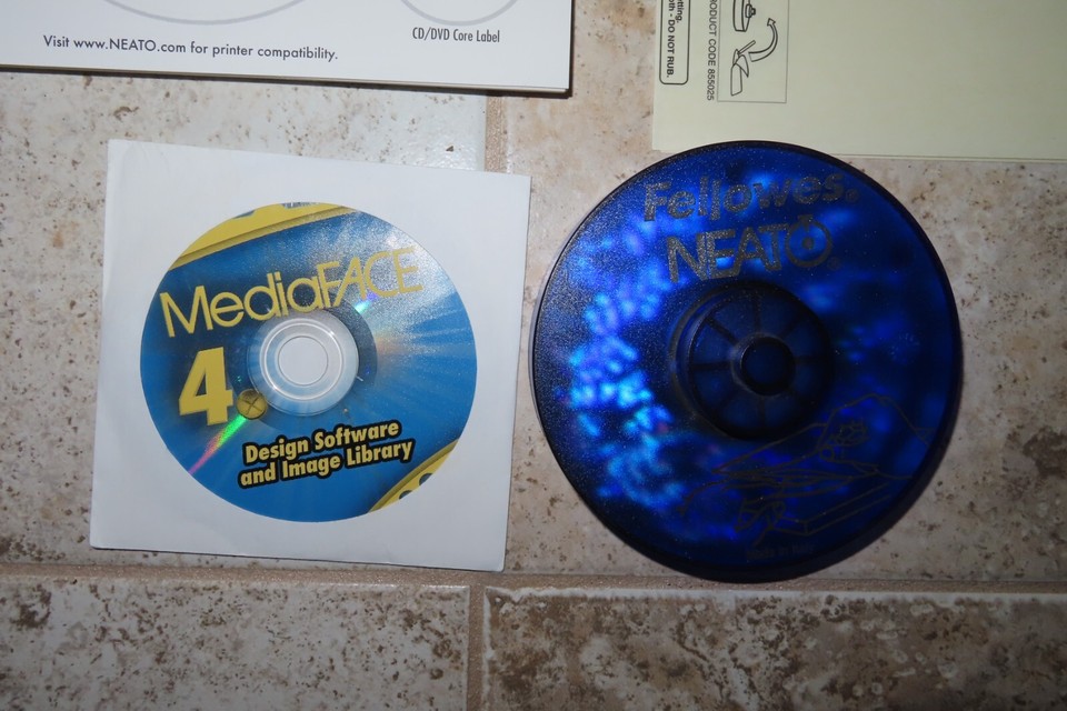 Fellowes Neato MediaFace 4 Software CD Mounter 96 CD Labels PLUS