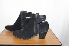 Bottines Tout Cuir Kookai  Taille 36  Neuve