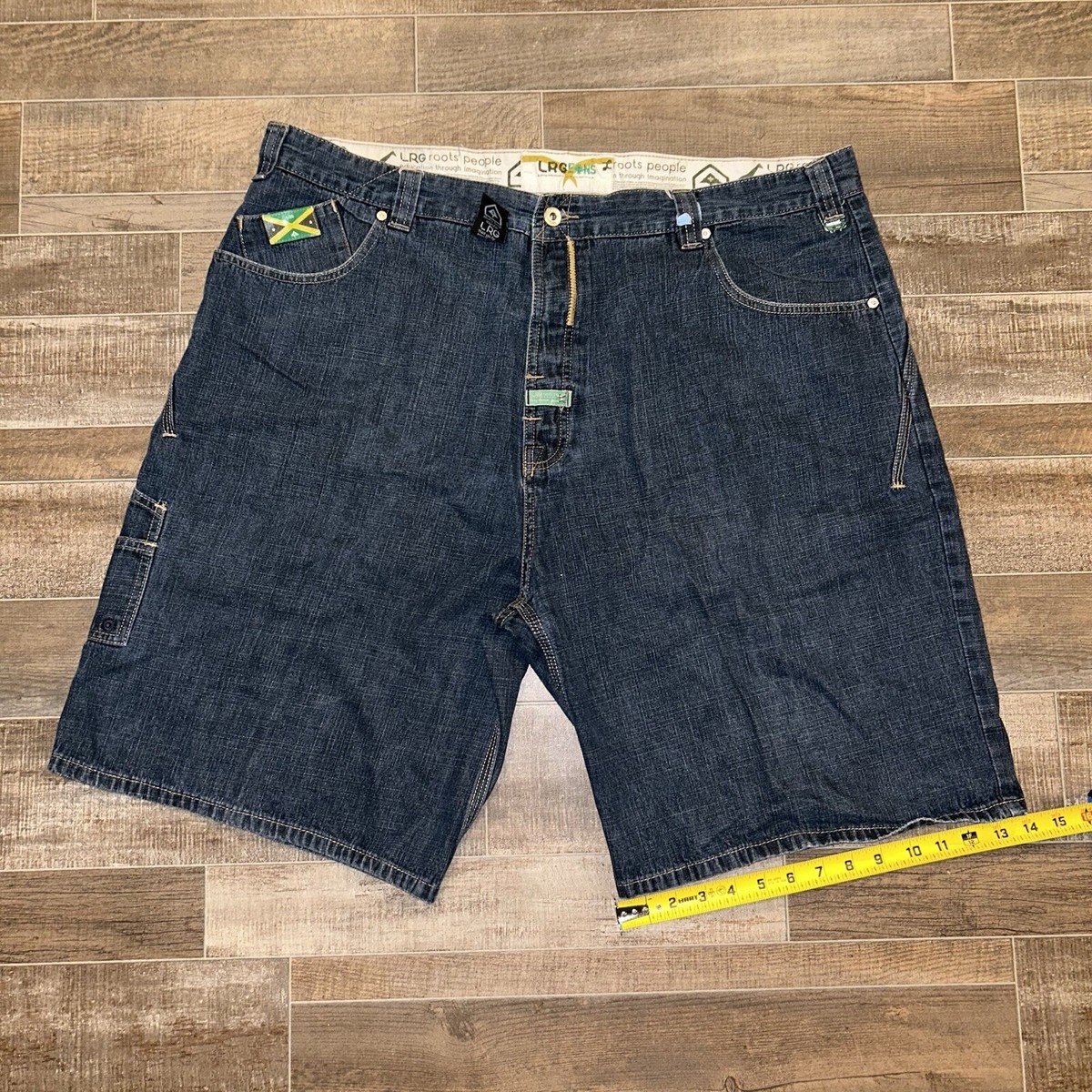 パンツ 00s airwalk baggy denim shorts y2k Y2K Baggy Jean Shorts With Belt – Vintage Wide Leg Denim