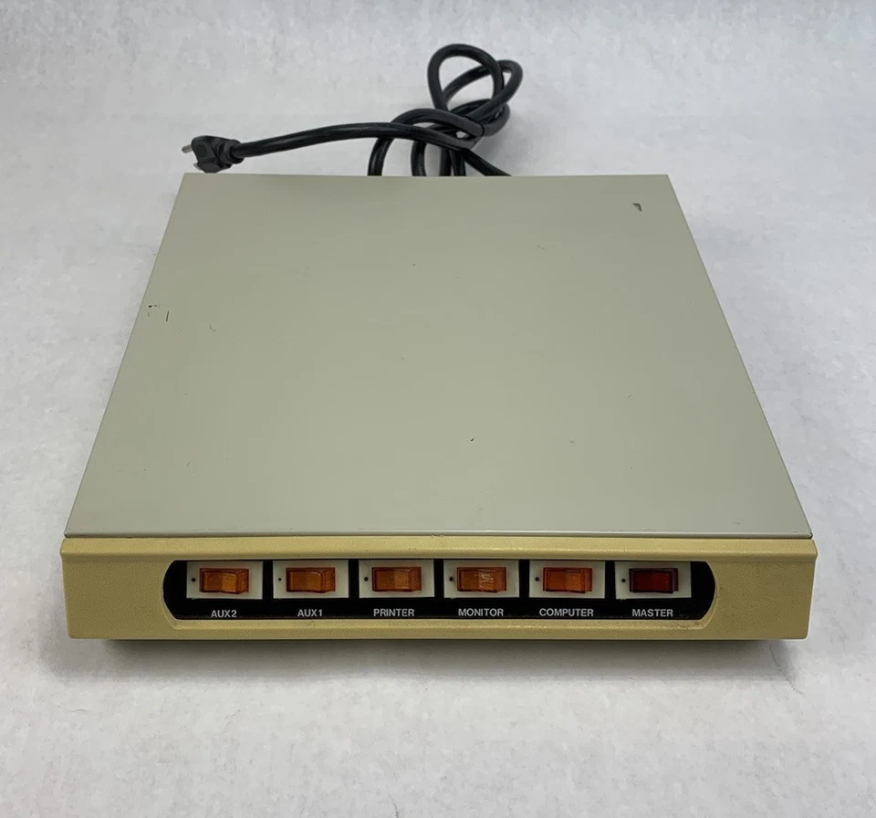 Tripp Lite TL-777 5-Outleft Surge Protector Monitor Stand Switch - Image 2 of 4