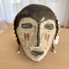 OLD AFRICAN TRIBAL MASK w Shells & Beads