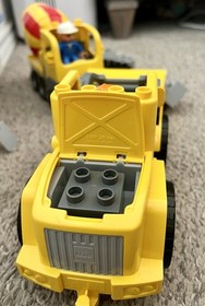 LEGO Duplo Stone Quarry 5653 Incomplete Construction Vehicles Workers  Cement