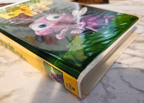 VTG WALT DISNEY-PIXAR VHS TAPE 1998 A BUGS LIFE LIMITED EDITION DOT COVER +BONUS - Image 4 of 4