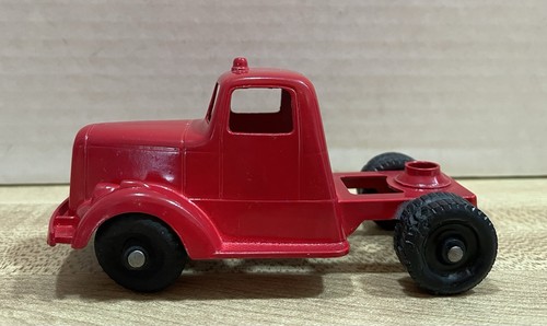 Vintage TootsieToy 1950's Semi Truck Cab Tractor 4 Inch  Die Cast Repaint