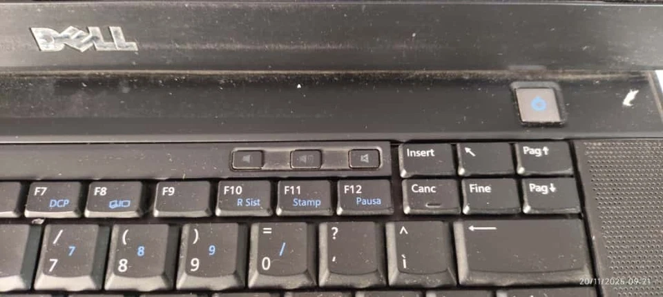 PC NOTEBOOK PORTATILE DELL CON MOUSE E CARICATORE - Immagine 4 di 4