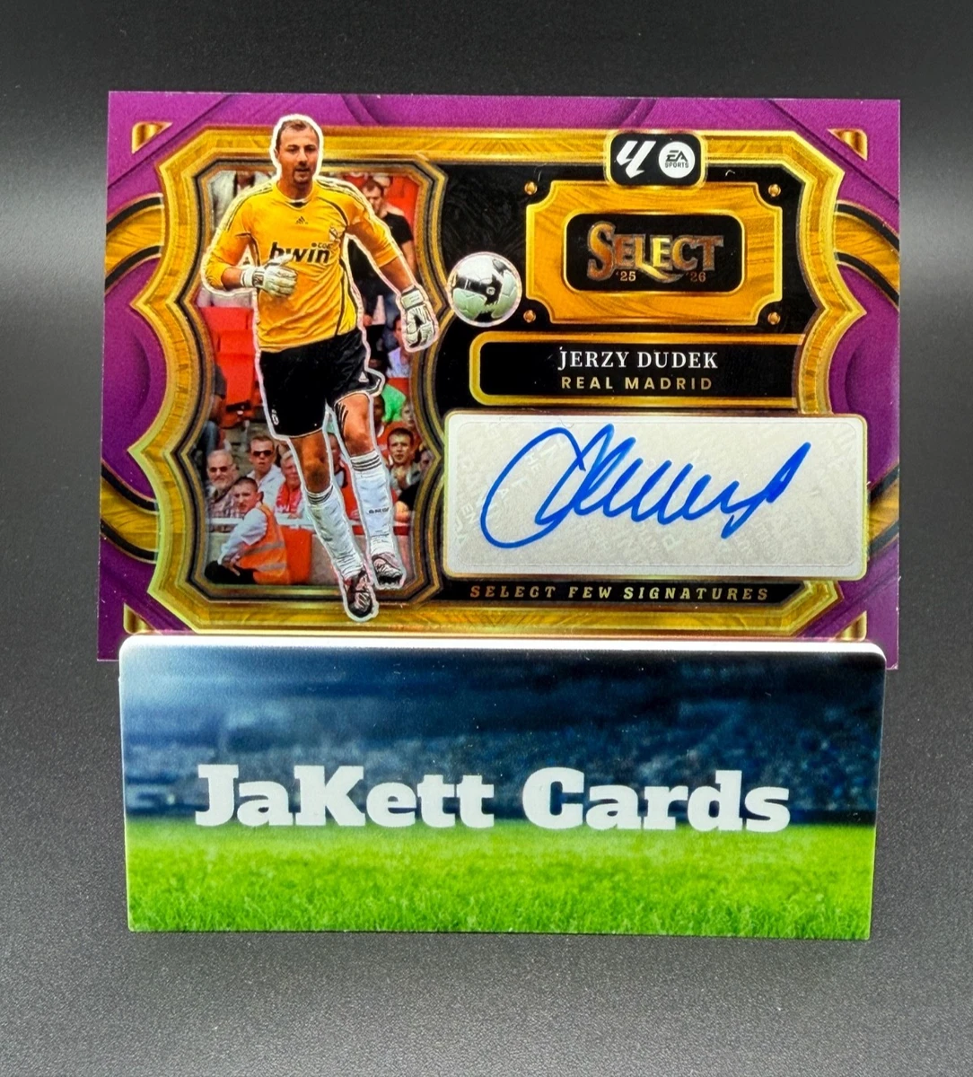 Preços baixos em Panini Original Soccer Liverpool Sports