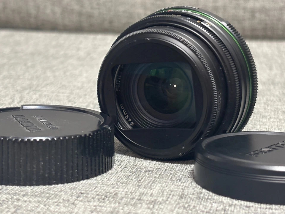 【EXT+++】PENTAX DA 21mm F3.2 AL Limited Lens from Japan 00067 - Image 2 of 4