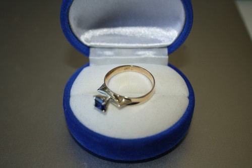 100% Vintage 9k Solid Yellow Gold 0.75ct Sapphire Solitaire Ring Sz 7.25 or O - Picture 2 of 16