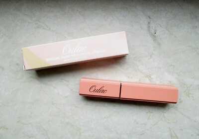   2.850,00 / 1000 g OULAC SENSUAL GLOW RICH CRÈME LIPSTICK BABE 4 g 
