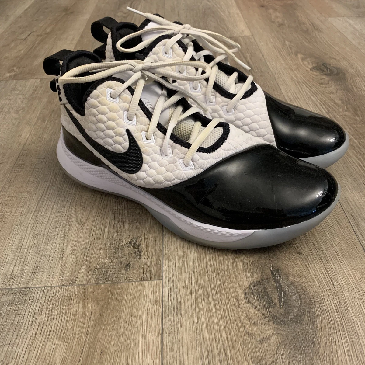 Nike Men s Lebron Witness III BQ9819 100 Black Basketball Shoes Size 7.5