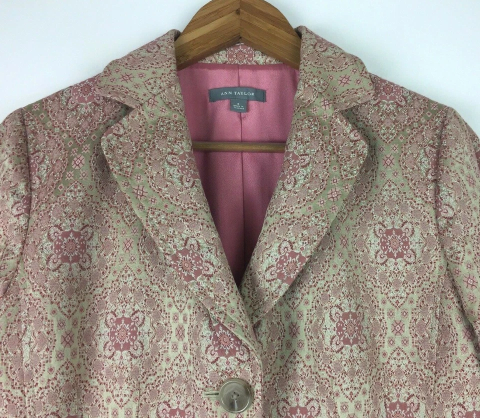 Женский блейзер Ann Taylor Loft размер 6 розовый цветочный куртка карьерная работа - Изображение 4 из 4