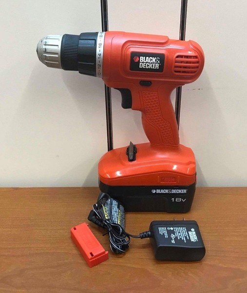 bare tool BLACK & DECKER 18v CORDLESS DRILL DRIVER 18 VOLT GC1800 for