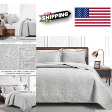 Durable King Size Bedspread Set with Lightweight Design for Families and Pets