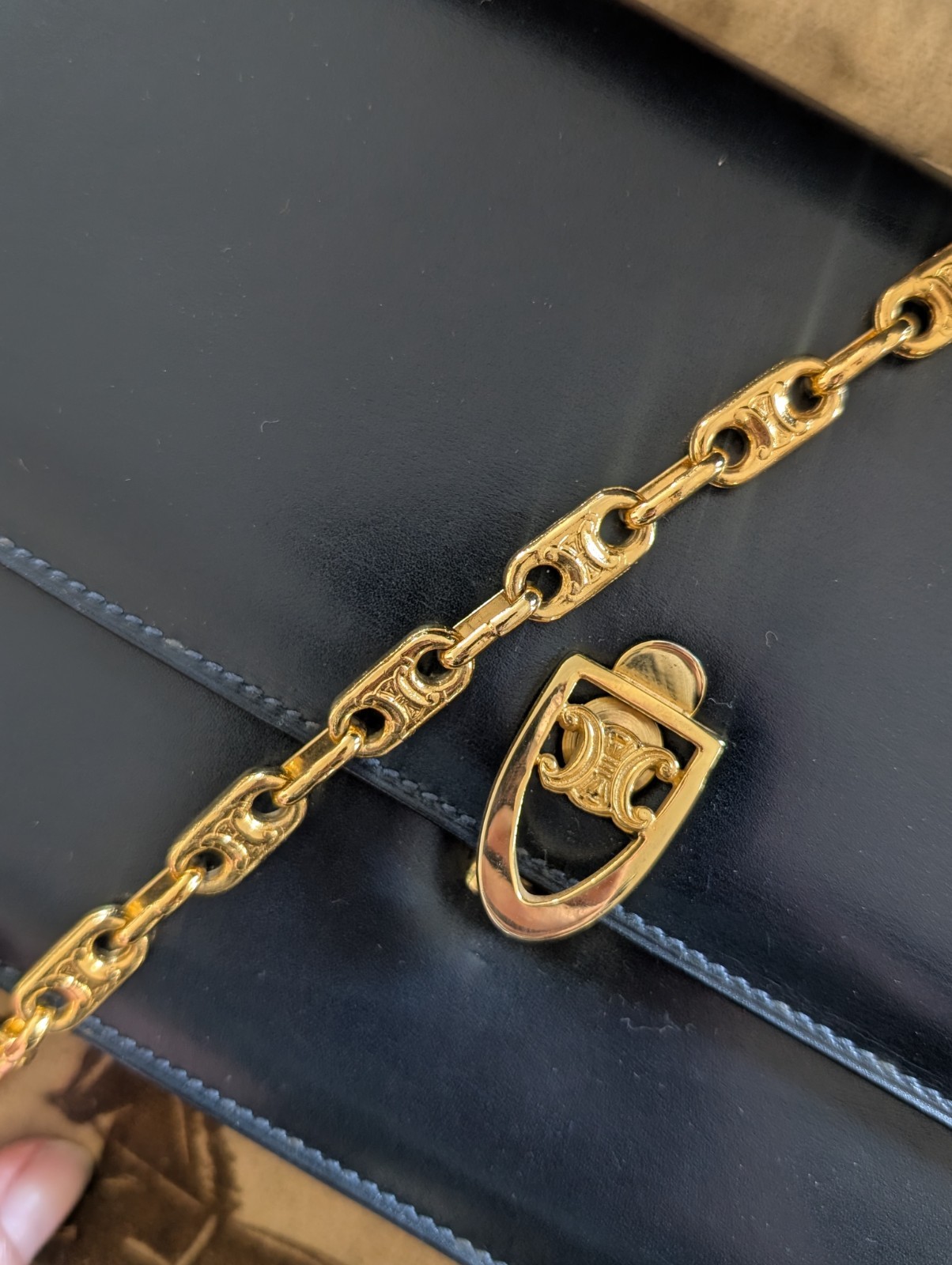 Rare Vinatage CELINE Triomphe Shoulder Bag With Triomphe Chain image 2