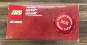 LEGO Christmas Holiday Set 3300002 Santa Claus and Fire Place *RETIRED* CREASES