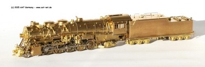 Key Imports H0 Korea - 2-10-2 Santa Fe ''3800''; Brass, unpainted, powered, OVP
