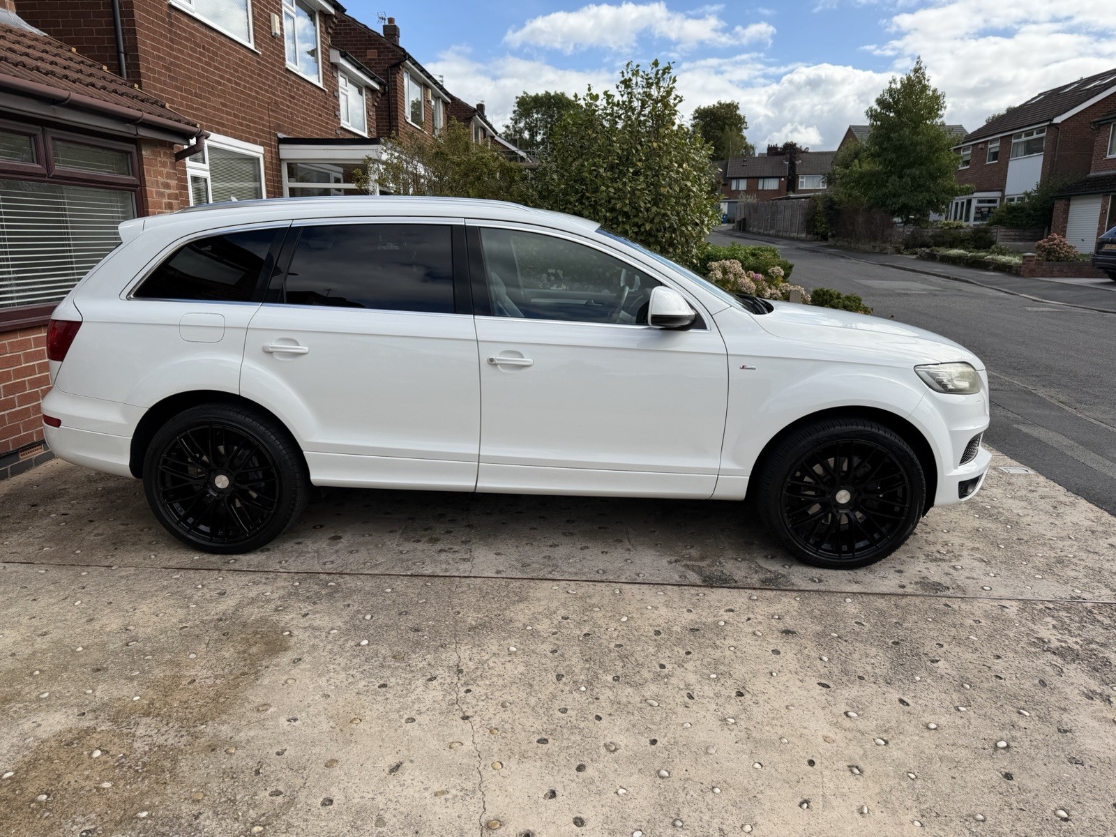 Audi Q7 3.0 TDI V6 S line SUV 5dr Diesel Tiptronic quattro Euro 5 (240 ps)