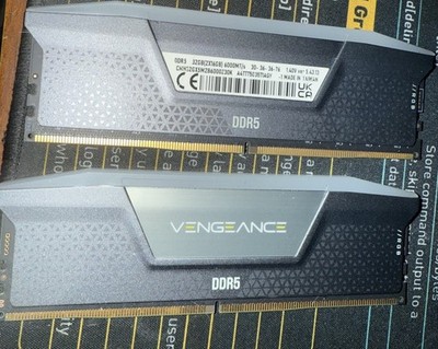 Corsair Vengeance RGB DDR5 RAM 32GB (2x16GB) 6000MHZ-CL30 Intel XMP+Expo