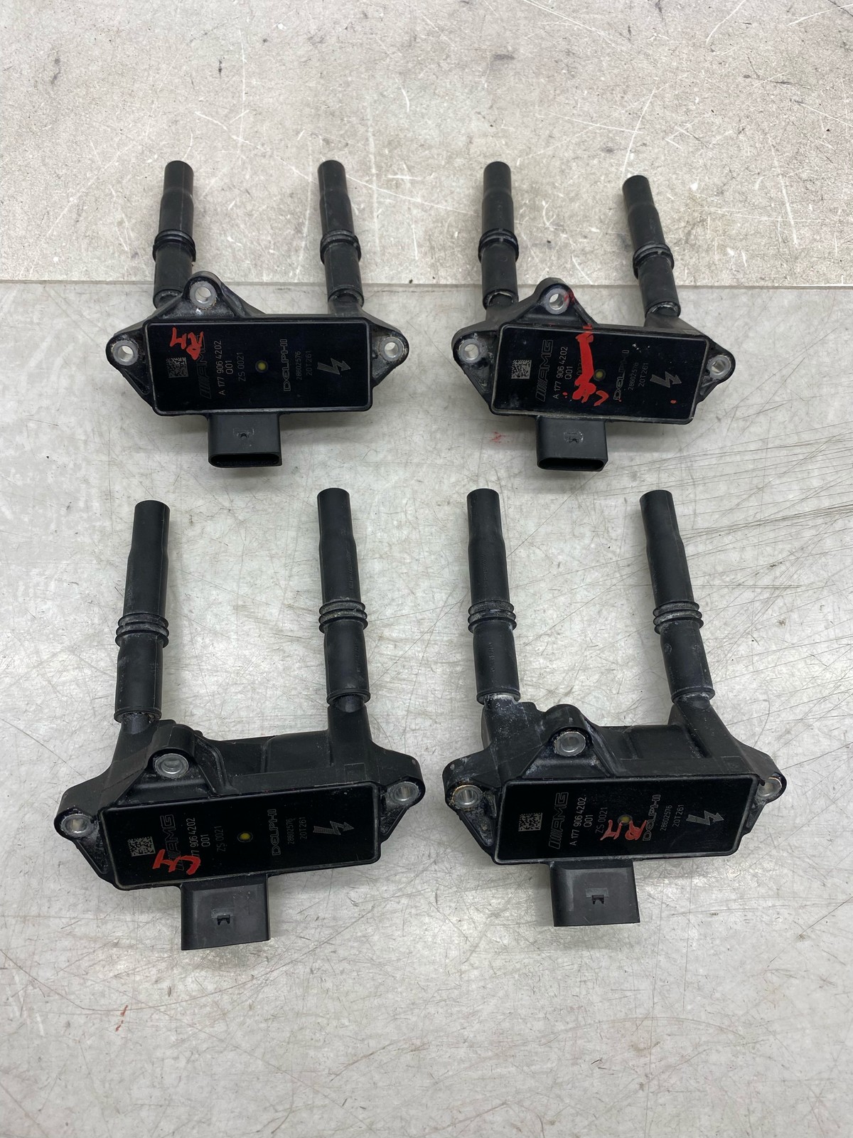 2020-2025 ASTON MARTIN DBX 4.0L ENGINE IGNITION COIL SET 4 PCS 1779064202 OEM