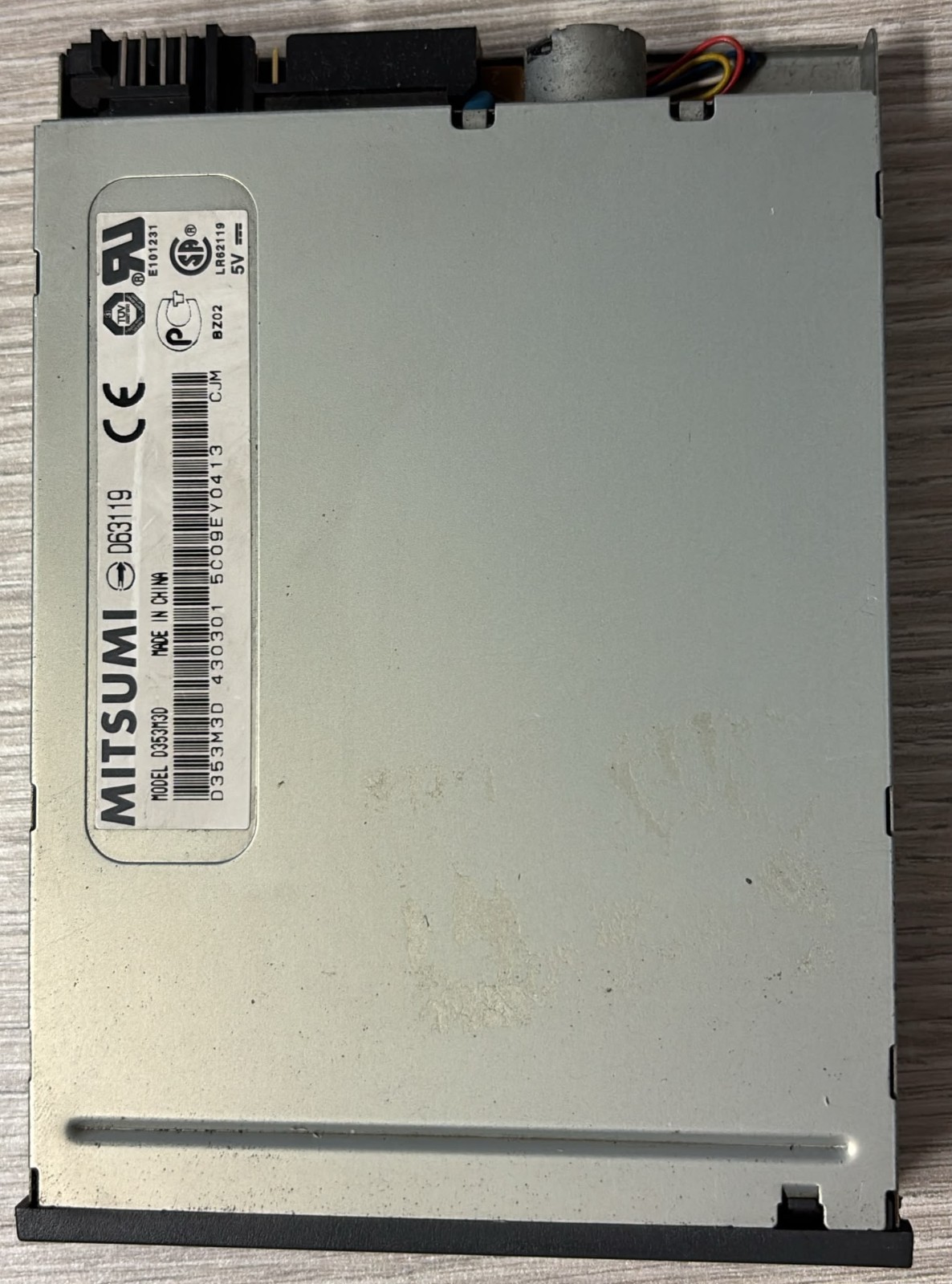 Floppy Disk Drive 3,5" Mitsumi D353M3D frontalino nero in ottime condizioni