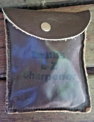 Vintage Smith's E-Z Sharpener Kit, Stones with Case