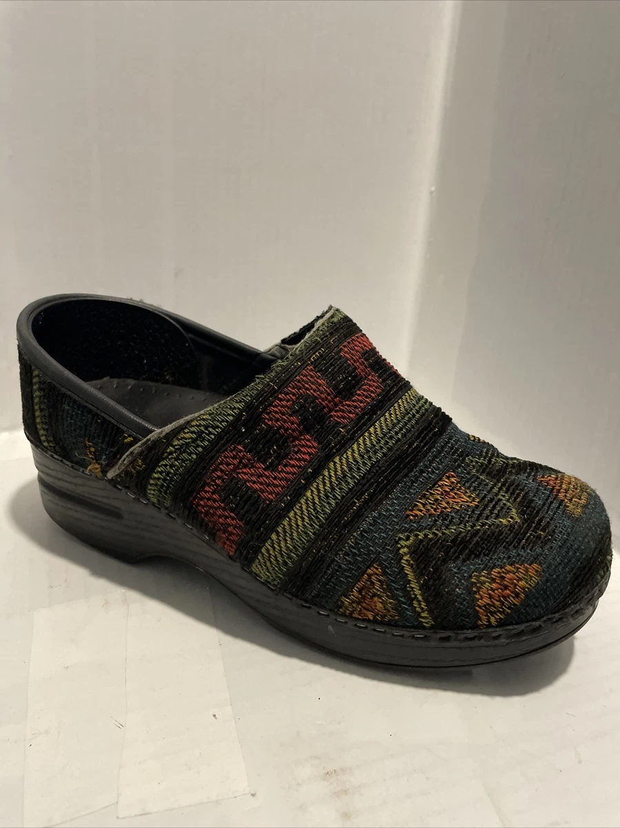 Dansko knit shop pattern clogs