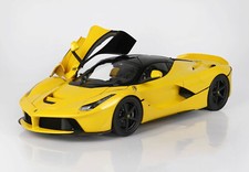 BBR182200 1/18 FERRARI LAFERRARI 2013 BLACK WHEELS YELLOW BLACK