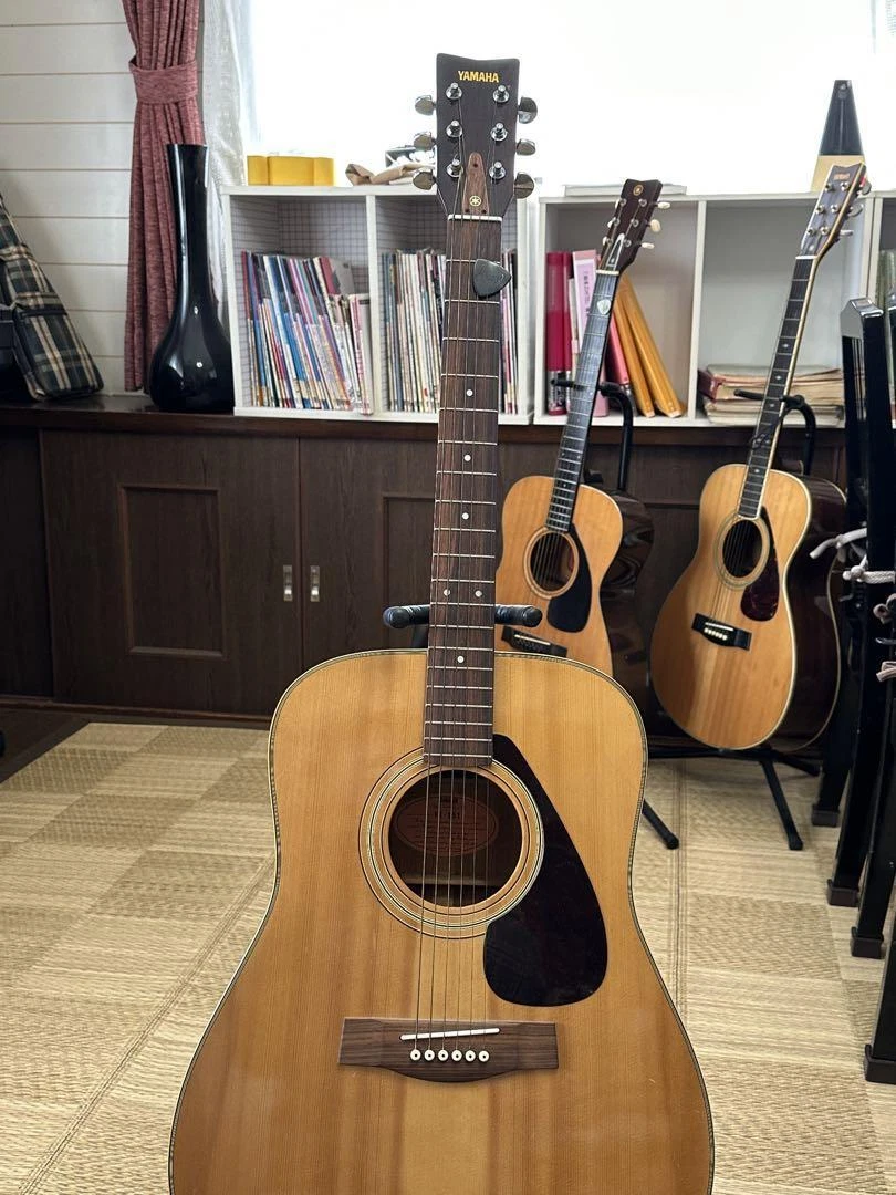 Sold At Auction Good Quality Yamaha FG 400 String Acoustic 59 OFF