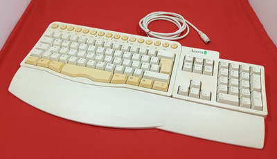 Aura (Castle) Tastatur für Acorn Riscpc / A7000 P/N: 6512-QX Mit Handgelenk Ruhe