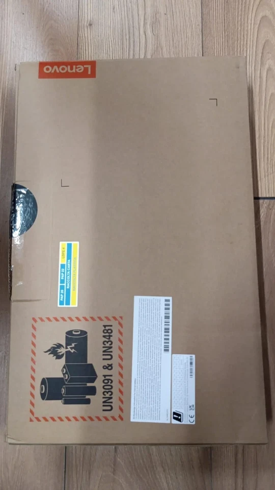 ASUS Zenbook 14 OLED 3K AMD Ryzen 7 16GB RAM 512GB SSD UM3406KA - Immagine 3 di 3