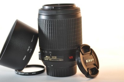 Nikon DX AF-S VR Nikkor 55-200mm G ED CLEAN lens for D3400 D5600 D7200 D90 D7500