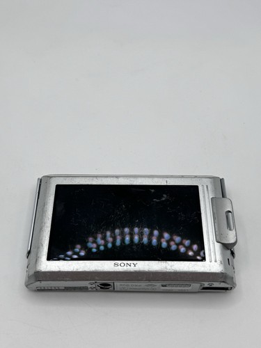 Sony Cyber-shot DSC-T90 12.1MP DigiCam (Zeiss Lens) - Silver + battery - TESTED - Picture 6 of 6
